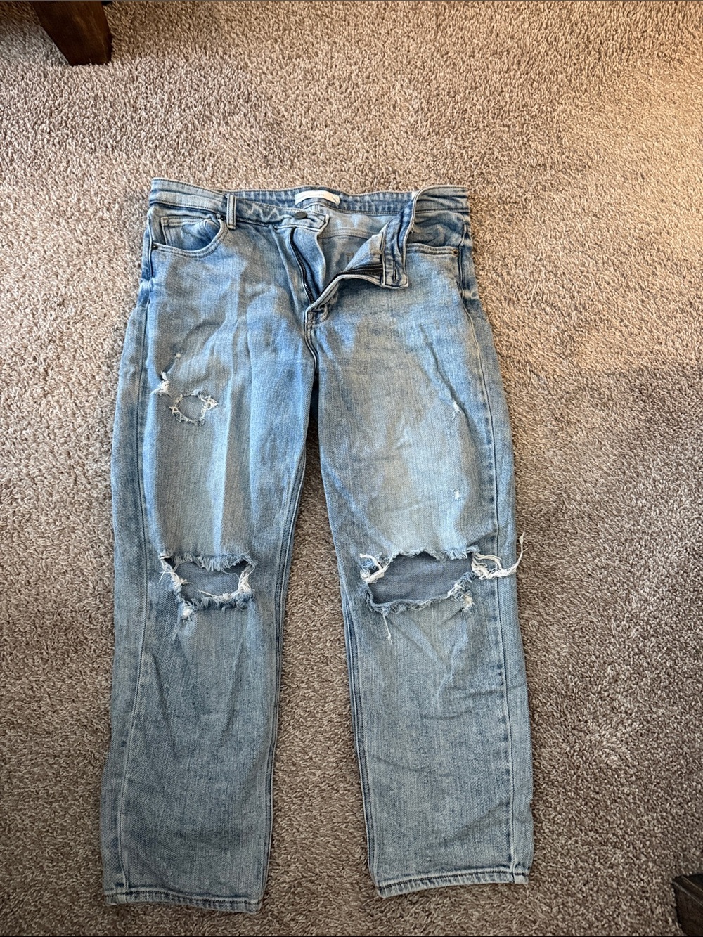Light Blue Distressed Women’s Jeans